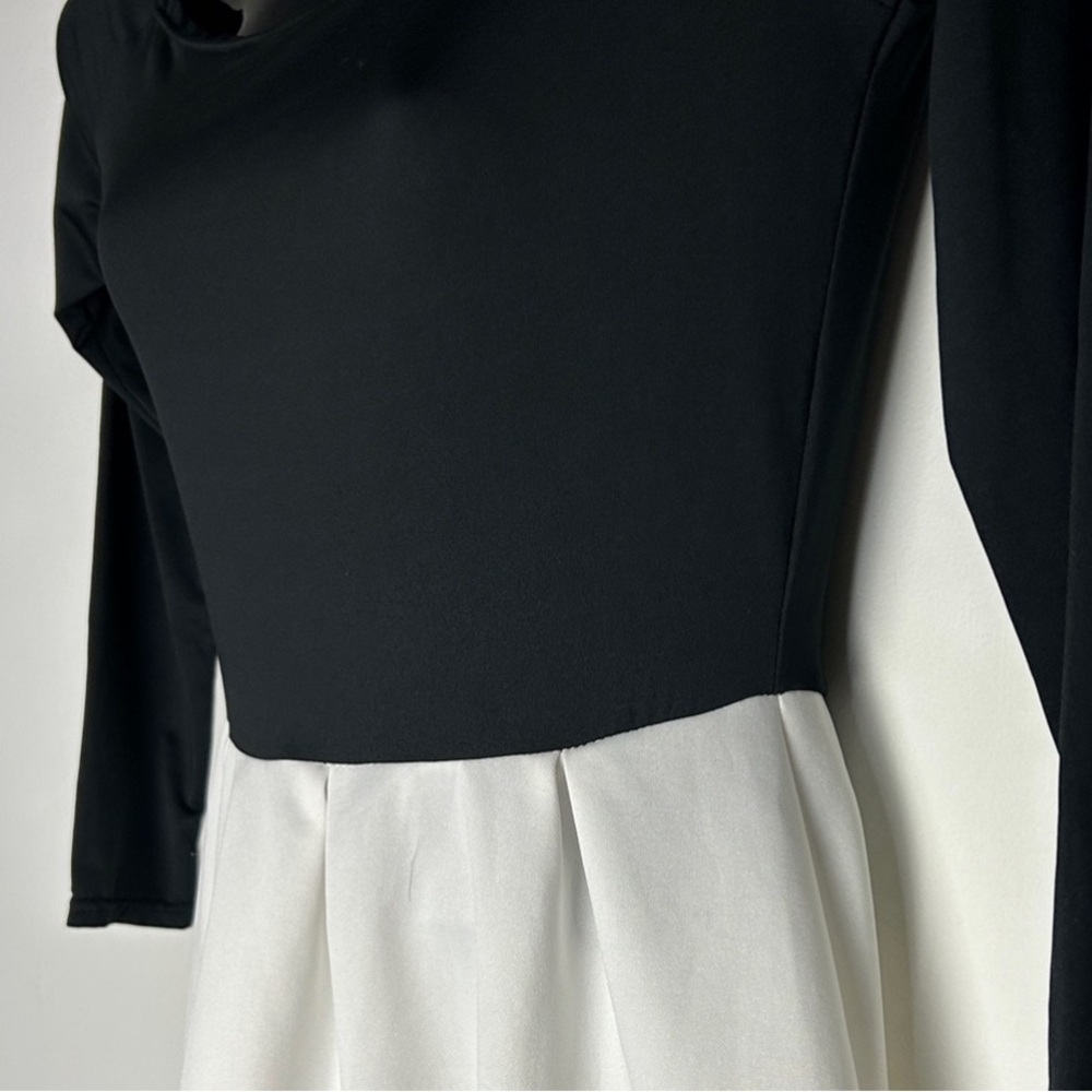Classy Black and White Dress with Lace Trim - Picture 8 of 8
